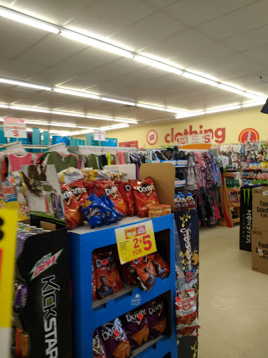 Dollar Store «FAMILY DOLLAR», reviews and photos, 51 Franklin St, Westfield, MA 01085, USA