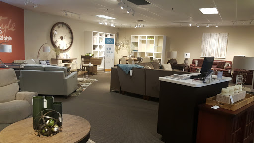 Furniture Store «La-Z-Boy Furniture Galleries», reviews and photos, 27754 Novi Rd, Novi, MI 48377, USA
