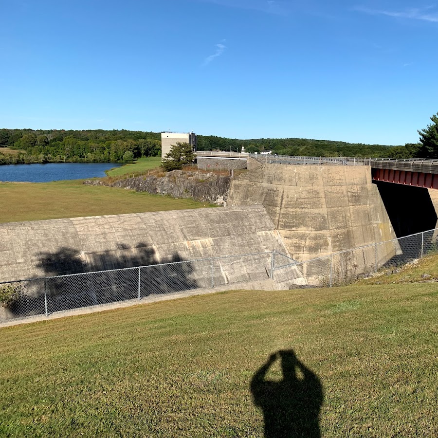 West Thompson Lake