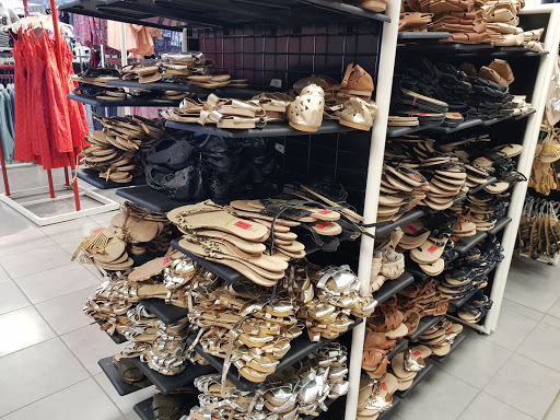 Mr Price, Circle Mall Lekki Peninsula II, Lekki, Nigeria, Fashion Accessories Store, state Lagos