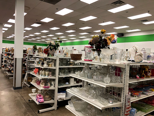 Thrift Store «Goodwill Store, Outlet Center & Donation Center», reviews and photos, 2353 Lincoln Hwy E, Lancaster, PA 17602, USA