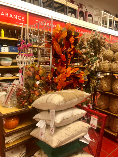 Home Goods Store «Pier 1 Imports», reviews and photos, 1406 Twixt Town Rd, Marion, IA 52302, USA