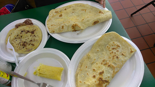 Grocery Store «Pupuseria Mister», reviews and photos, 1129 Cedar Lane Rd, Greenville, SC 29617, USA