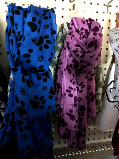 Pet Supply Store «Lazy Creek Discount Pet Food & Supplies», reviews and photos, 351 E Church St, Leesville, SC 29070, USA