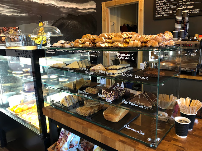 Comments and reviews of Drymen Bakery & Deli