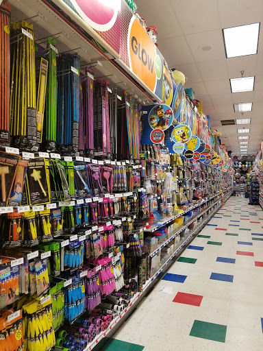 Shopping Mall «Central Shopping Plaza», reviews and photos, 3825 NW 7th St, Miami, FL 33126, USA