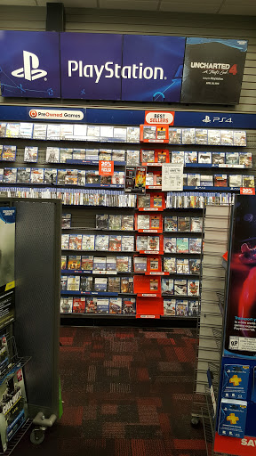 Video Game Store «GameStop», reviews and photos, 701 NJ-440, Jersey City, NJ 07304, USA
