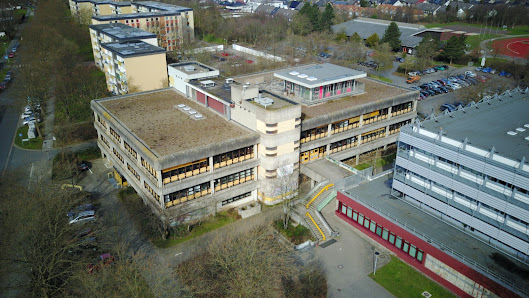 Gymnasium am Fredenberg Hans-Böckler-Ring 20a, 38228 Salzgitter, Deutschland