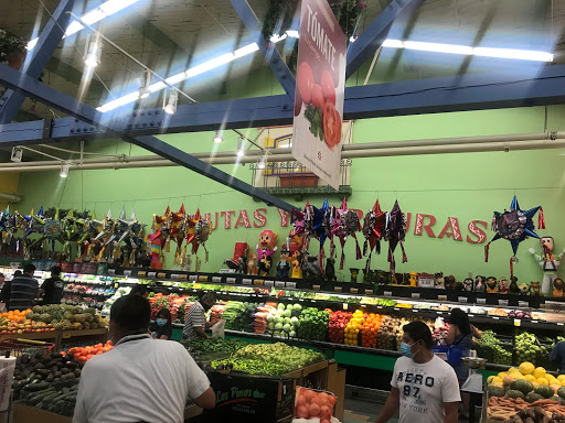 Grocery Store «Mi Pueblo Food Center», reviews and photos, 187 Harder Rd, Hayward, CA 94544, USA