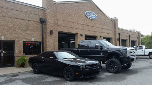 Auto Repair Shop «Integrity Auto Care», reviews and photos, 901 S Riverside Dr a, Clarksville, TN 37040, USA