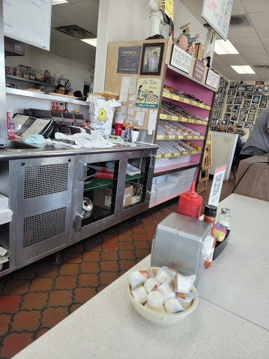 Donut Shop «HoneyDip Donuts», reviews and photos, 4480 Kenny Rd, Columbus, OH 43220, USA