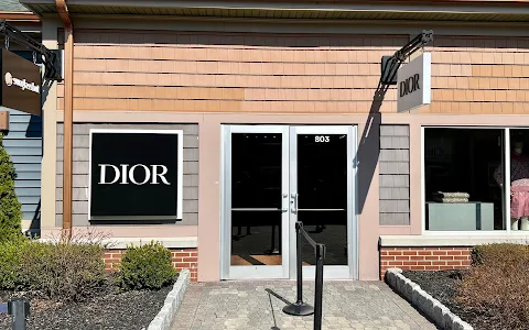 DIOR Woodbury Outlet image