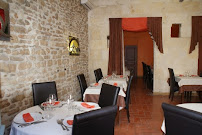 Atmosphère du Restaurant français Restaurant l'Ancien Thêatre à Nîmes - n°3