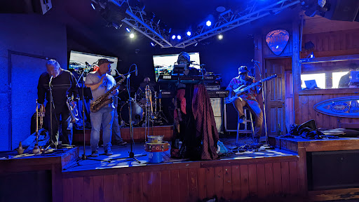 Seafood Restaurant «AJ’s Seafood & Oyster Bar», reviews and photos, 116 Harbor Blvd, Destin, FL 32541, USA