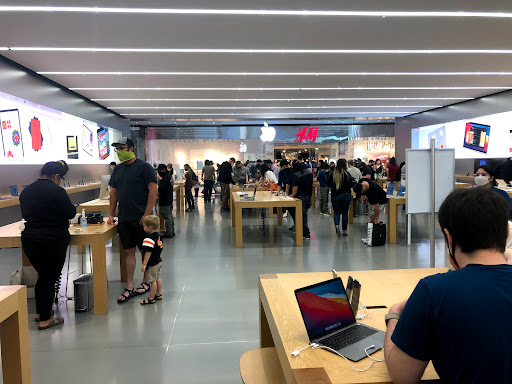 Computer Store «Apple Washington Square», reviews and photos, 9585 SW Washington Square Rd, Tigard, OR 97223, USA