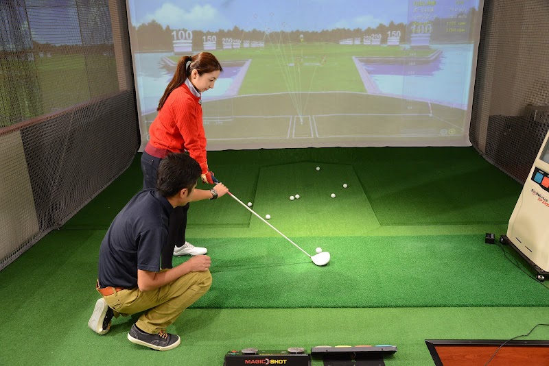 インドアゴルフスクール BEAGLE 横浜ハマボールイアス店