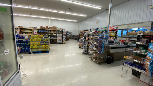 Grocery Store «Green Hills Farm Discount Grocer», reviews and photos, 615 E Newport Rd, Lititz, PA 17543, USA