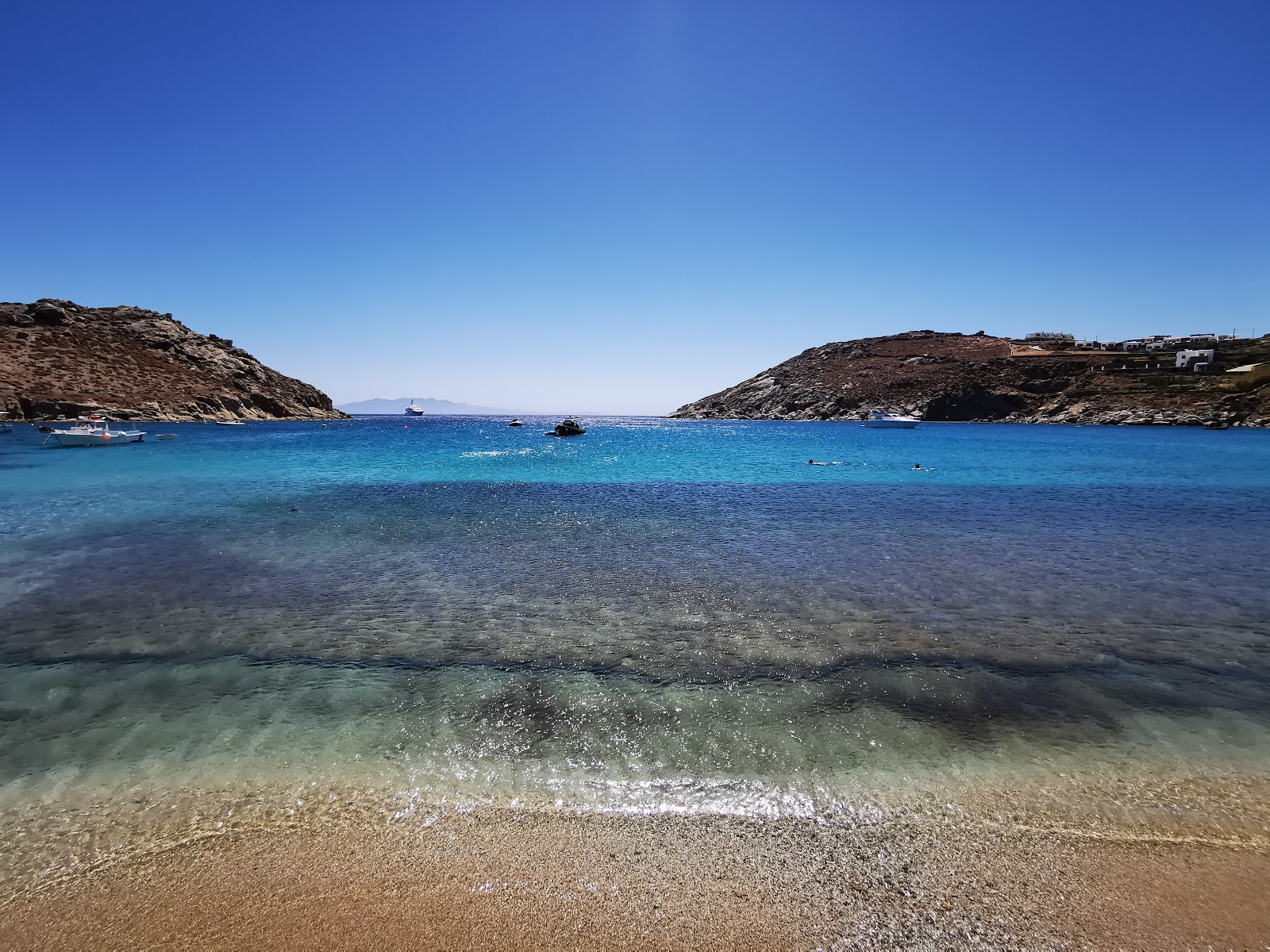 Foto de Playa de Agia Anna y el asentamiento