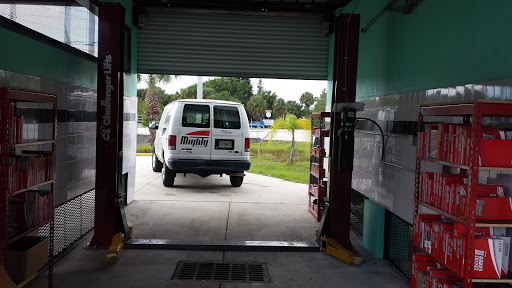 Bridge View Car & Boat Spa en Port Charlotte