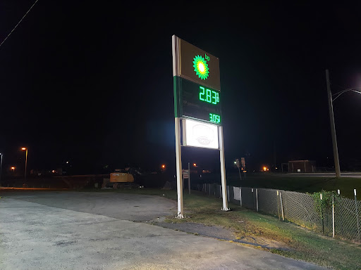 Gas Station «BP», reviews and photos, 106 3rd Ave, Dayton, TN 37321, USA