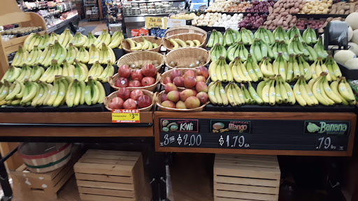 Supermarket «Adams Hometown Market», reviews and photos, 1391 New Haven Ave, Milford, CT 06460, USA