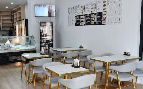 Selenas Deli Cafe image