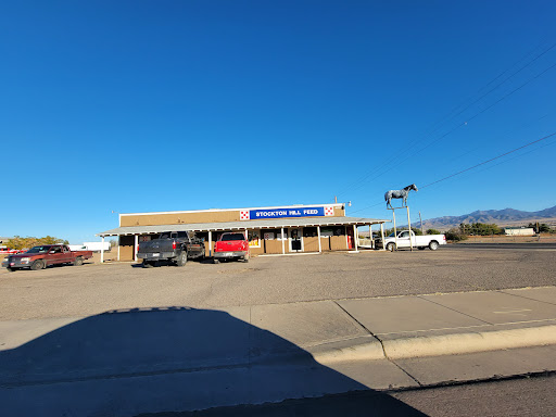 Stockton Hill Feed & Pet, 4250 Stockton Hill Rd, Kingman, AZ 86409, USA, 