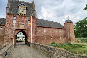 Burg Heimerzheim image