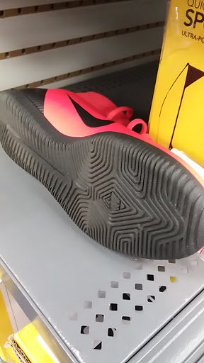 Sporting Goods Store «Big 5 Sporting Goods», reviews and photos, 11975 SW Canyon Rd, Beaverton, OR 97005, USA