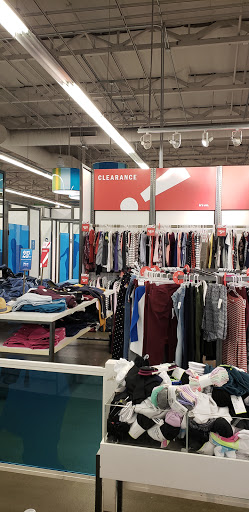 Clothing Store «Old Navy», reviews and photos, 3581 N Freeway Blvd, Sacramento, CA 95834, USA