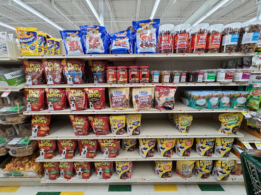 Pet Supply Store «Pet Supplies Plus», reviews and photos, 6845 Highland Rd, White Lake, MI 48383, USA