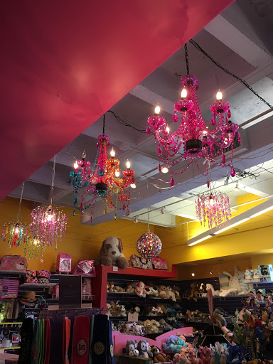 Toy Store «Zoom», reviews and photos, 300 Ward Pkwy, Kansas City, MO 64112, USA