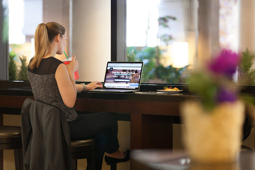 Hotel «Hilton Arlington», reviews and photos, 950 N Stafford St, Arlington, VA 22203, USA