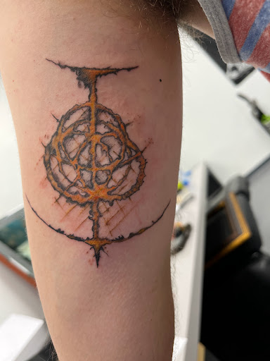 Explore mens finger tattoo ideas, creative tattoo ideas in La Vista, available at InkedUp Needles