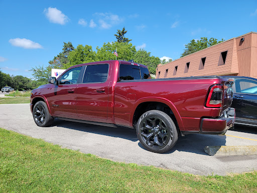 Jeep Dealer «Summit Automotive Chrysler Dodge Jeep Ram», reviews and photos, 815 S Rolling Meadows Dr, Fond du Lac, WI 54937, USA