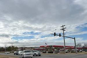 Kum & Go image