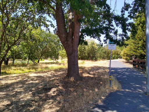 Park «Laurel Creek Park», reviews and photos, 2986 Gulf Dr, Fairfield, CA 94533, USA