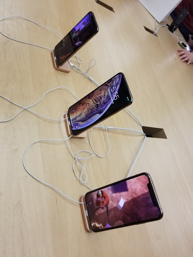 Computer Store «Apple Dadeland», reviews and photos, 7535 Dadeland Mall Cir W, Miami, FL 33156, USA