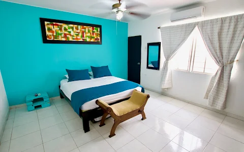 QuillaHost Guesthouse image