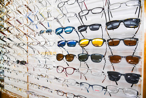 Optometrist «Eyeglass Emporium», reviews and photos, 552 Arthur Godfrey Rd, Miami Beach, FL 33140, USA