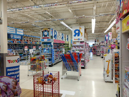 Toys R Us, 105 Campanelli Industrial Dr, Brockton, MA 02301, USA, 