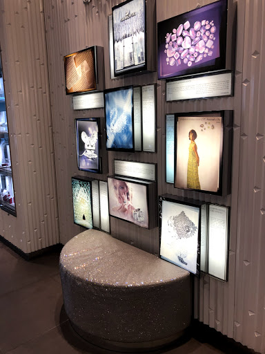 Jewelry Store «Swarovski», reviews and photos, 1421 Walnut St, Philadelphia, PA 19102, USA