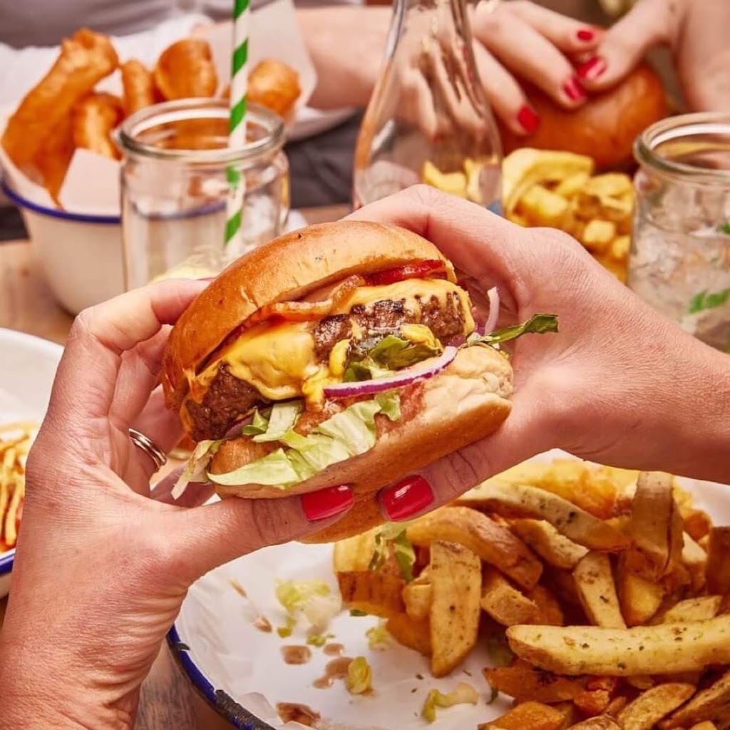 ZBurger Greenbelt, MD 20004 Menu, Hours, Reviews and Contact