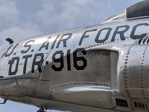Stadium «Veterans Memorial Stadium», reviews and photos, 950 Rockford Rd SW, Cedar Rapids, IA 52404, USA