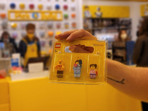 Toy Store «The LEGO Store», reviews and photos, 2500 N Mayfair Rd, Wauwatosa, WI 53226, USA
