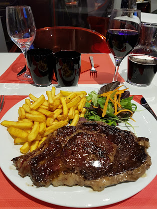 Plats et boissons hôtels Hôtel Kyriad Paris Nord Porte de Saint Ouen 93400 Saint-Ouen-sur-Seine