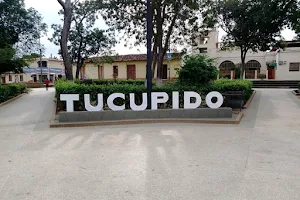 Plaza Bolívar de Tucupido image