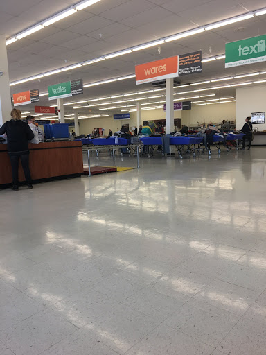 Thrift Store «Goodwill», reviews and photos