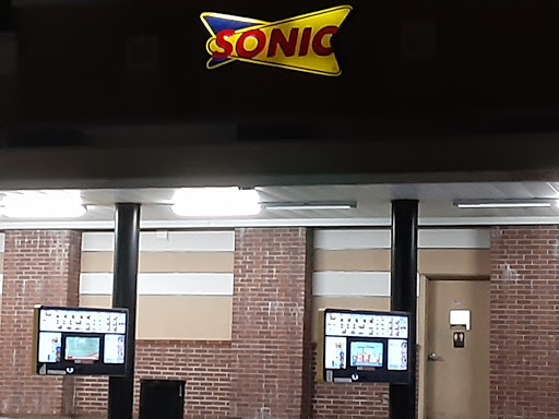 Fast Food Restaurant «Sonic Drive-In», reviews and photos, 913 Pleasant Grove Blvd, Roseville, CA 95678, USA