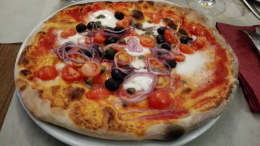 Pizzeria Grotta in Sesto Fiorentino, Città Metropolitana di Firenze